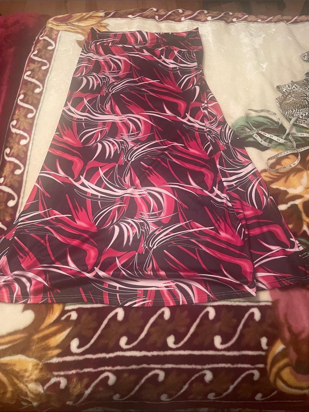 HAOOHU Vibrant Pink & Black Abstract A-Line Skirt Size 3XL
